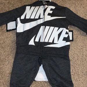 Nike -3 piece set 3m